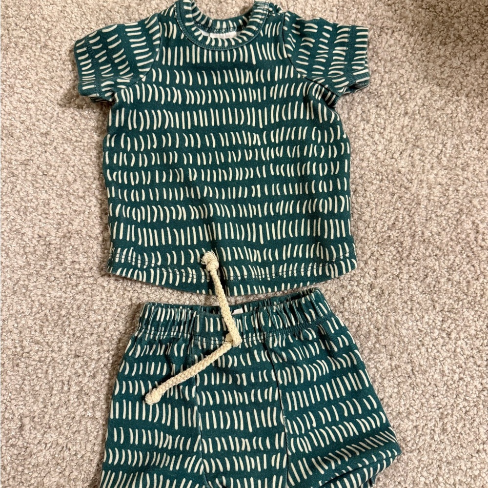 Kids Green Patterned Matching Set